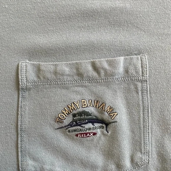 Tommy Bahama Shirt Mens Large Blue Embroidered Pocket Logo Relaxed - Picture 2 of 4